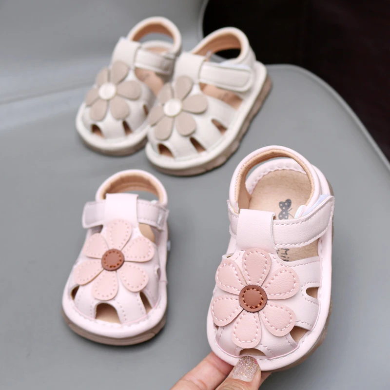 夏季透气婴幼儿学步鞋0-1岁女宝宝软底叫叫鞋小童包头防滑凉鞋