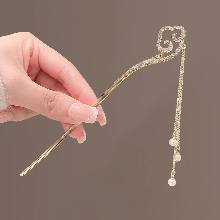 水钻祥云发簪轻奢高级感珍珠流苏发饰古风步摇盘发簪子香蕉夹