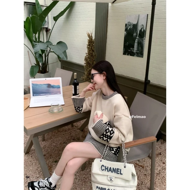 【赵小小yimao】L-7087 奶呼呼软糯宽松套头慵懒风针织毛衣【配帽子】