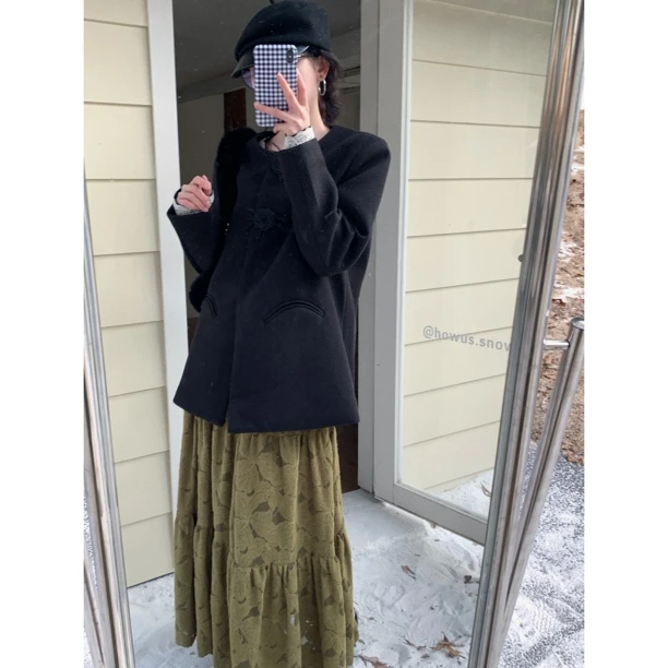 【赵小小yimao】75982  高级感国风立体玫瑰花扣拼接宽松西装外套