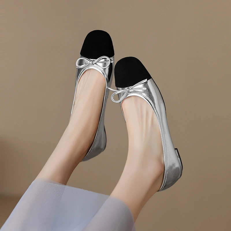 春软皮小香风平底浅口单鞋真皮大码41一43方头舒适女加肥加宽胖脚