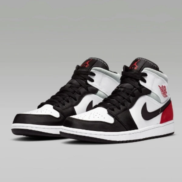 Nike/耐克男子 AIR JORDAN 1 D SE V3 潮流中帮休闲鞋852542-100