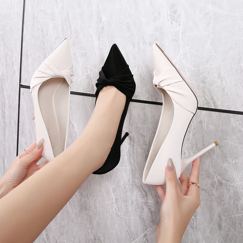 鞋漫妮【9~7公分】2025春秋新款黑色细跟尖头气质百搭浅口高跟鞋