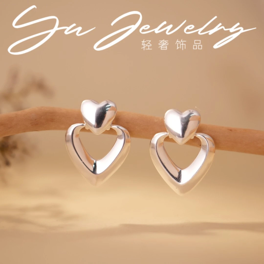 925银耳饰 【满分心动】925银镂空爱心简约耳钉独特设计感YQ1028