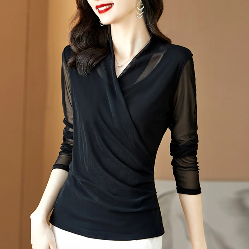 春秋蕾丝V领打底衫2025新款女士时尚洋气时髦大码上衣遮肚肉显瘦