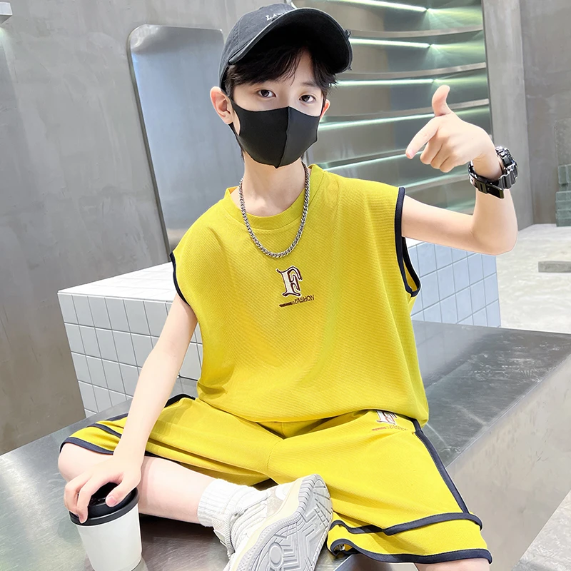 男童薄款无袖背心运动2025夏季儿童圆领潮上衣中大童五分裤两件套