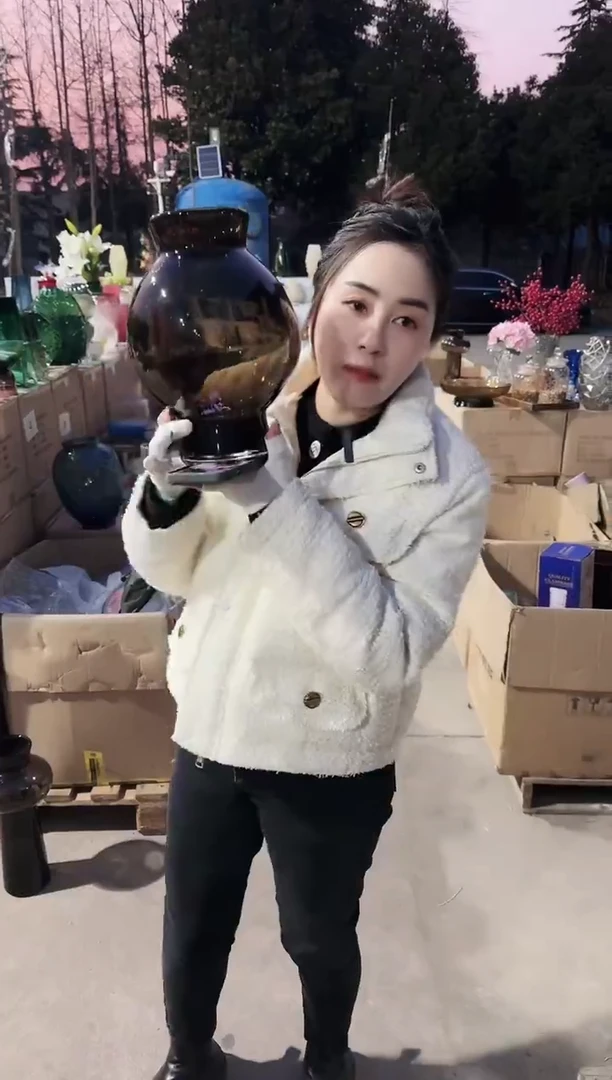 【闪购商品】L-糖果棕色