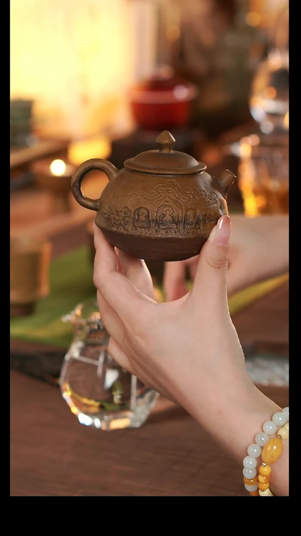 【闪购商品】老岩泥酱油釉飞天壶