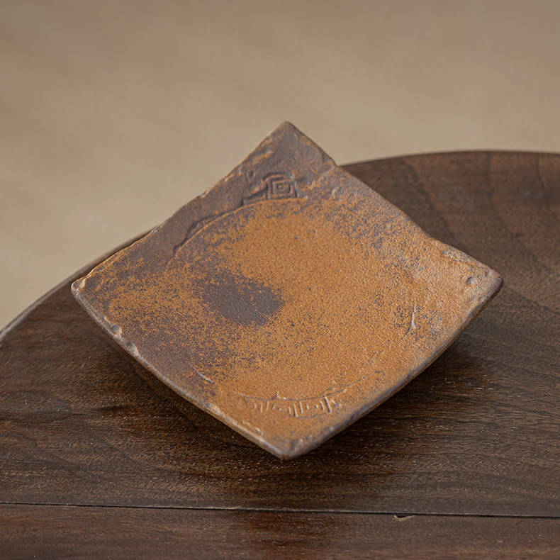 老岩泥酱油釉方壶承