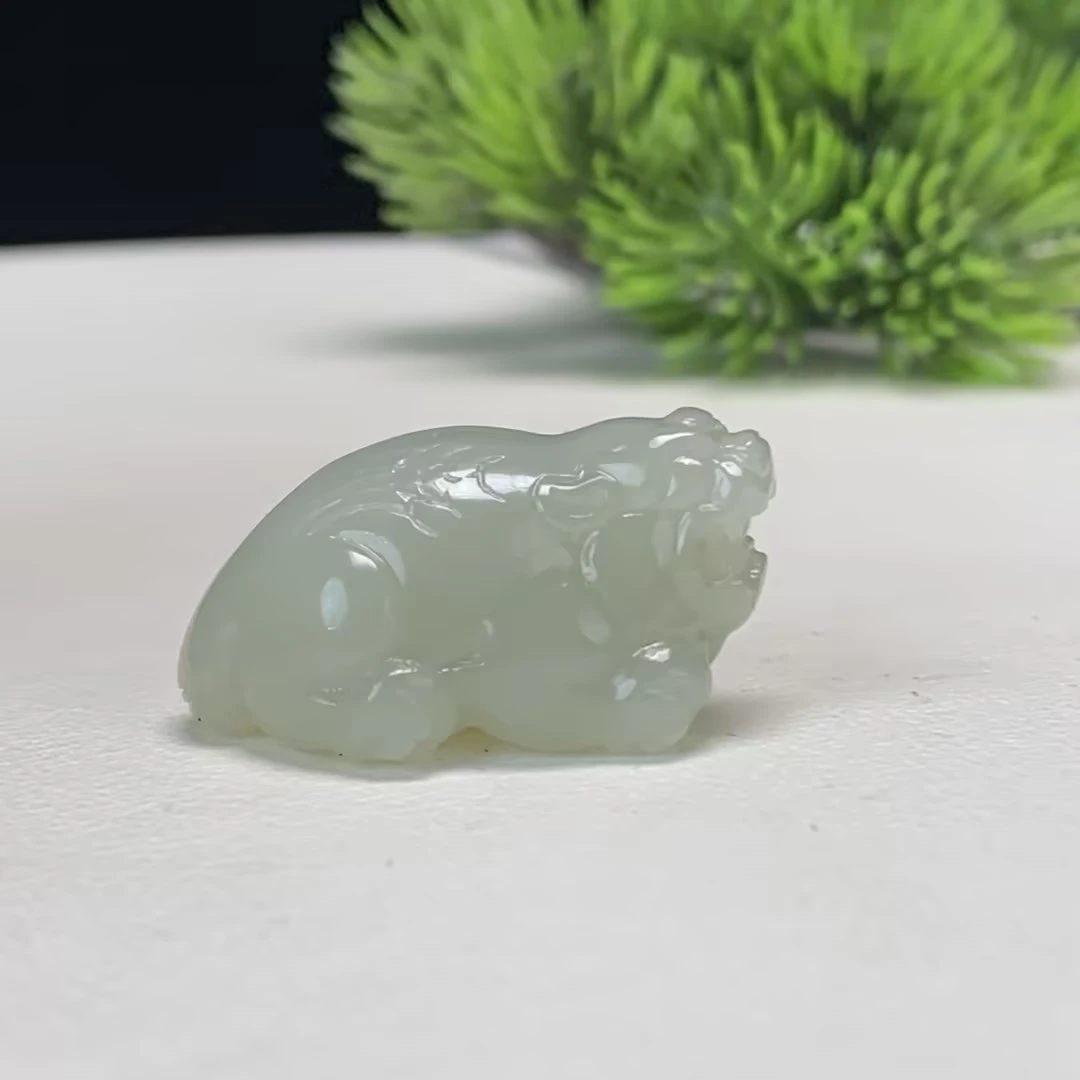 【豫人豫品】和田玉吊坠晴水貔貅J2678