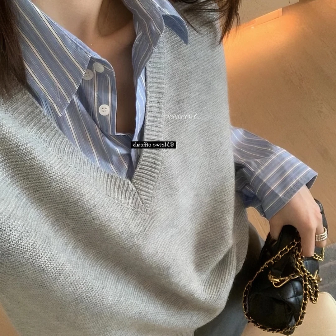 春秋时髦洋气小香风针织马甲女款早秋背心外穿小坎肩无袖上衣马夹