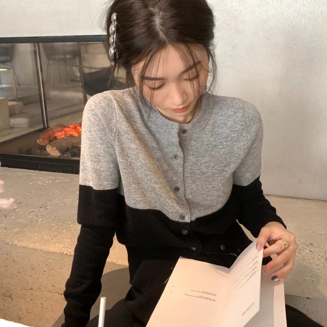 春秋女装新款针织开衫外套拼接长袖撞色设计感修身高级感拼色上衣