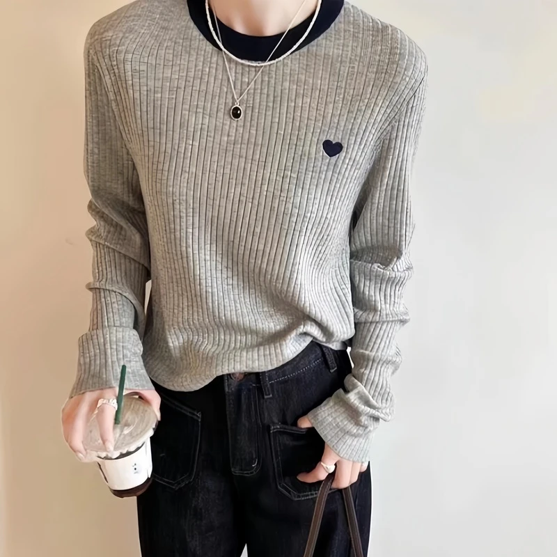 秋冬女装网红款爱心刺绣洋气外穿打底毛衣冬季内搭针织衫显瘦上衣
