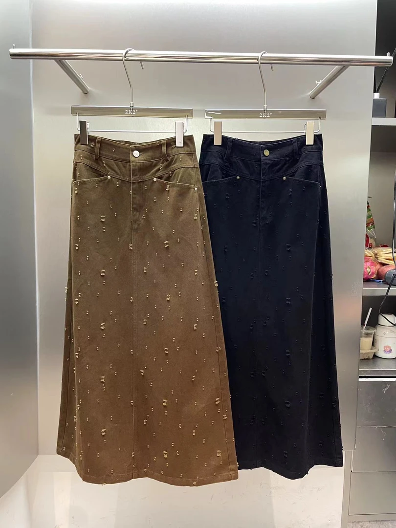 十三行X2#68627-1秋季无弹背后开叉磨破牛仔半身裙，裙长：95cm