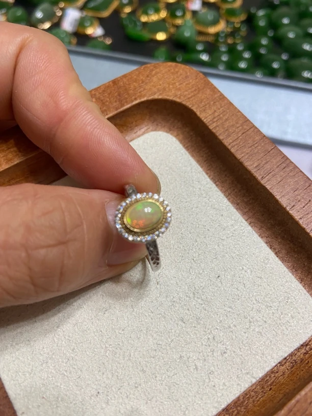 925银镶嵌欧泊戒指