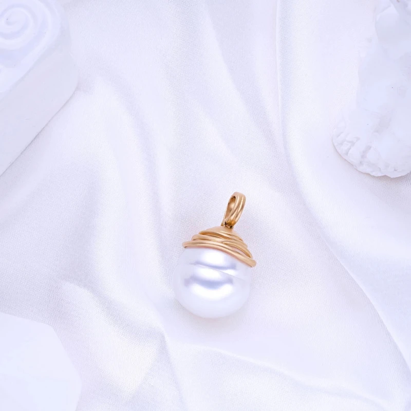 南洋珍珠吊坠，珠径15.5cm