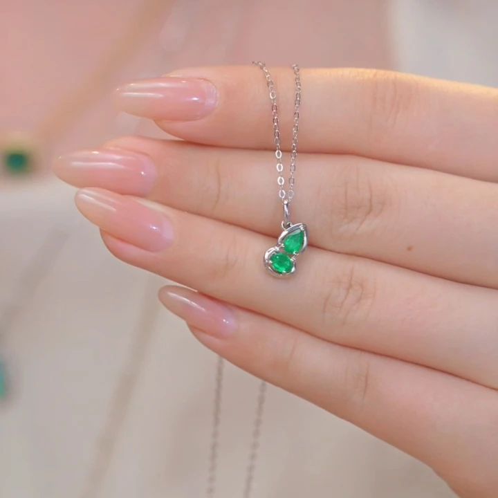 祖母绿项链18K金镶嵌（0.55ct）@@Q8007