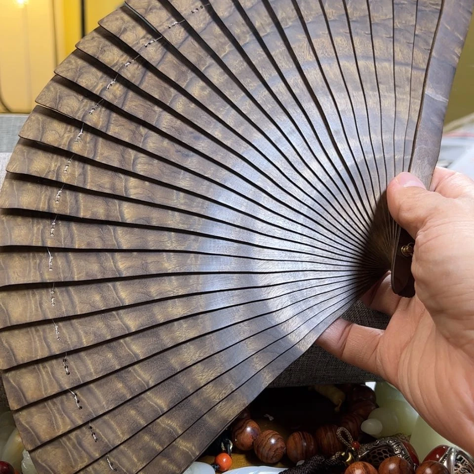 【闪购商品】金丝楠把件