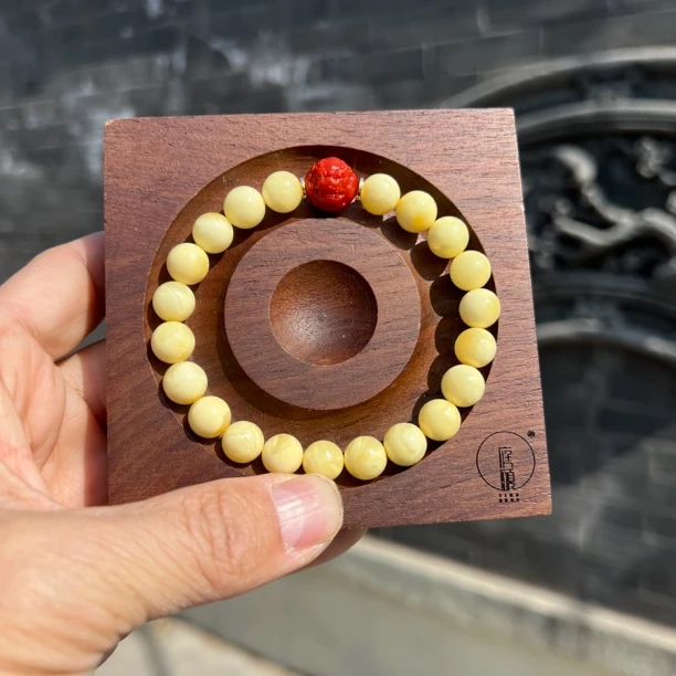 庭硕 蜜蜡0.9cm加南红貔貅1.2cm手串 时尚单圈 鸿运当头 女士百搭