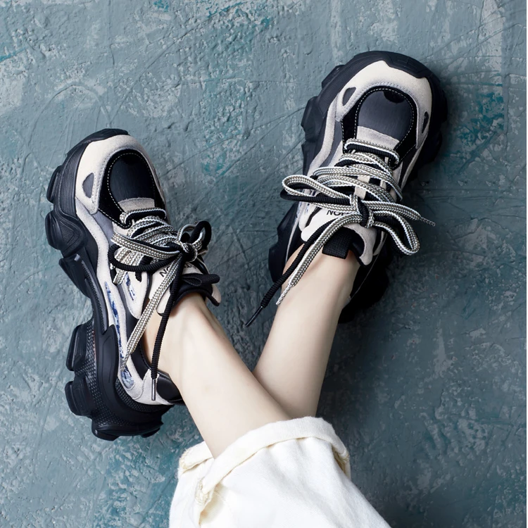 2024秋季新款圆头拼色双色系带厚底坡跟单鞋轻便老爹鞋