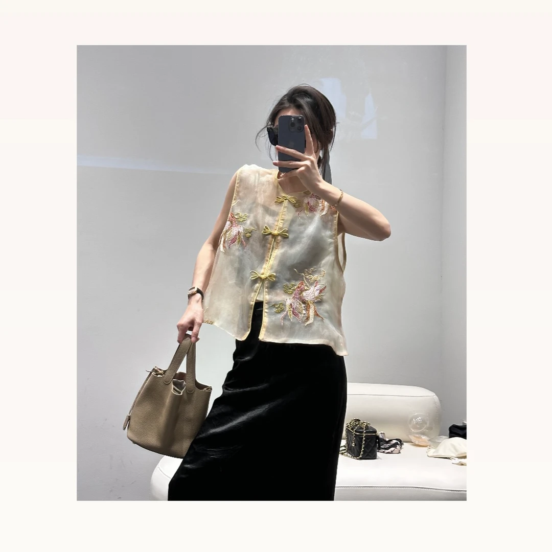 【雪儿姐姐】新款中国风复古提花上衣新中式无袖绣花马甲时尚8192