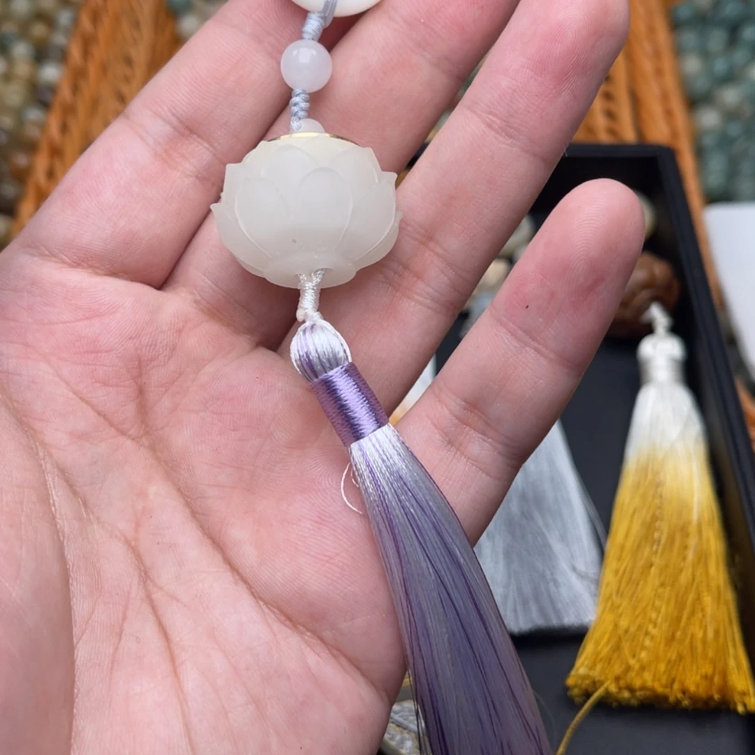 【闪购商品】白玉菩提吊坠紫流苏1檀