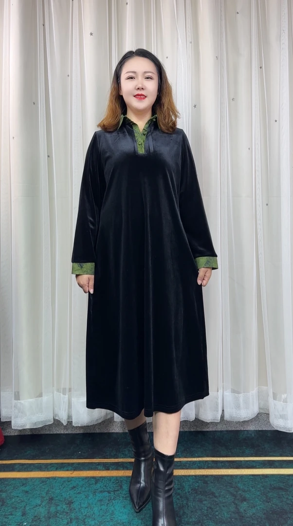 秋季新款妈妈装中长款连衣裙大码遮肚显瘦洋气中老年黑色丝绒长裙