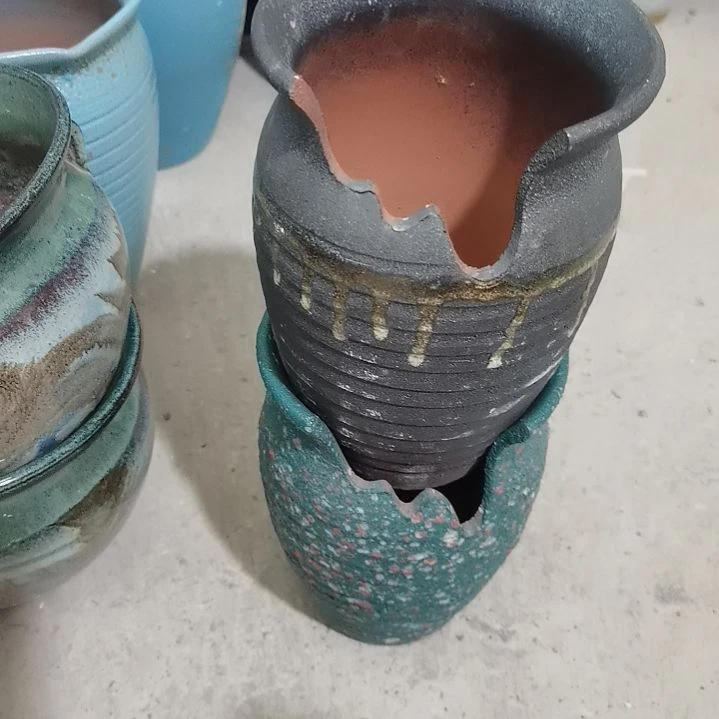 红陶20CM以下口14高21瑕疵