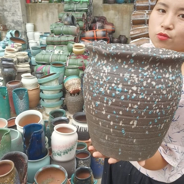 红陶20CM以下口25高25瑕疵