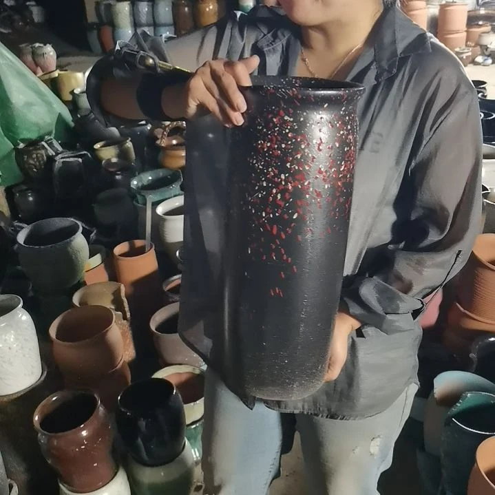 红陶20CM以下口17高42瑕疵