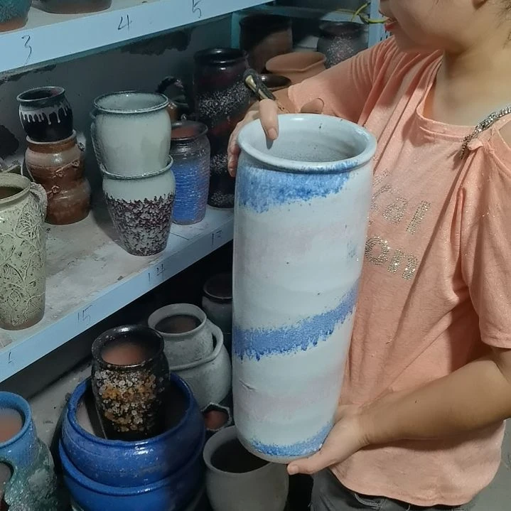 红陶20CM以下口14高42瑕疵