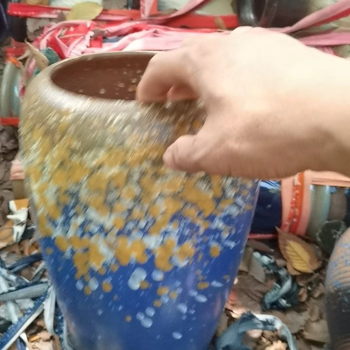 红陶20CM以下口17高32瑕疵