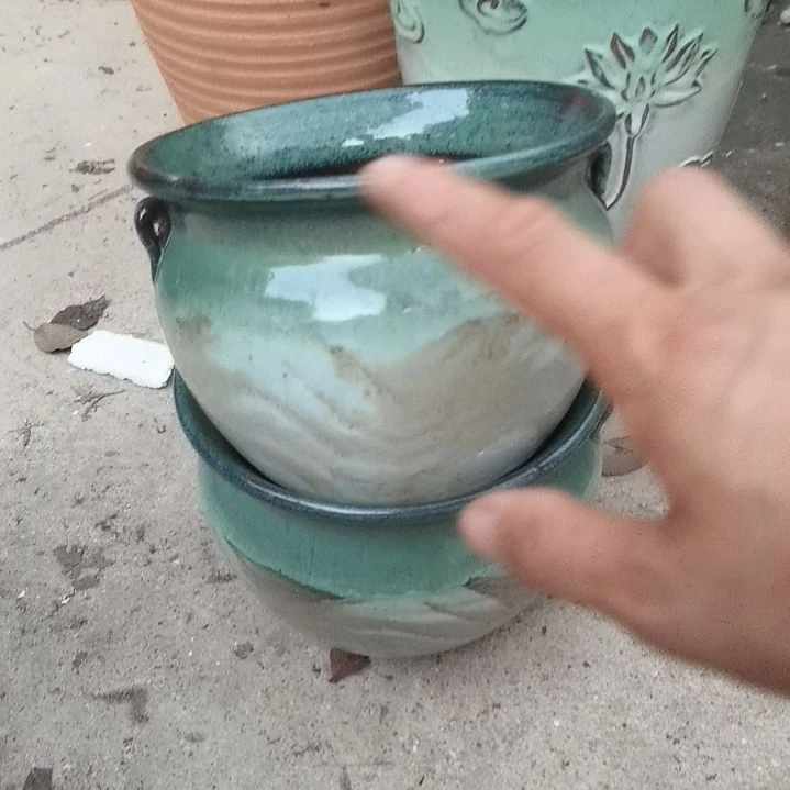 红陶20CM以下口19高15瑕疵