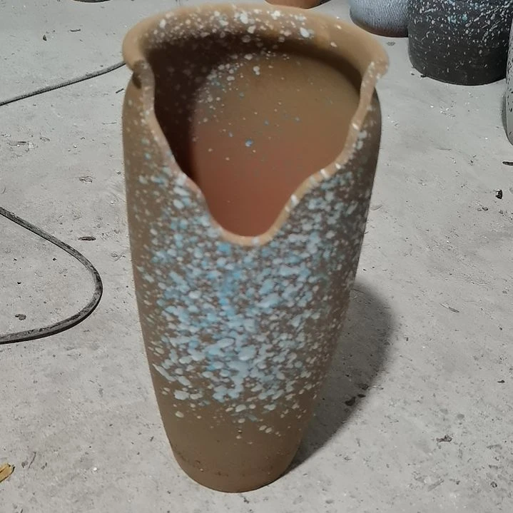 红陶20CM以下16/37瑕疵口磕碰