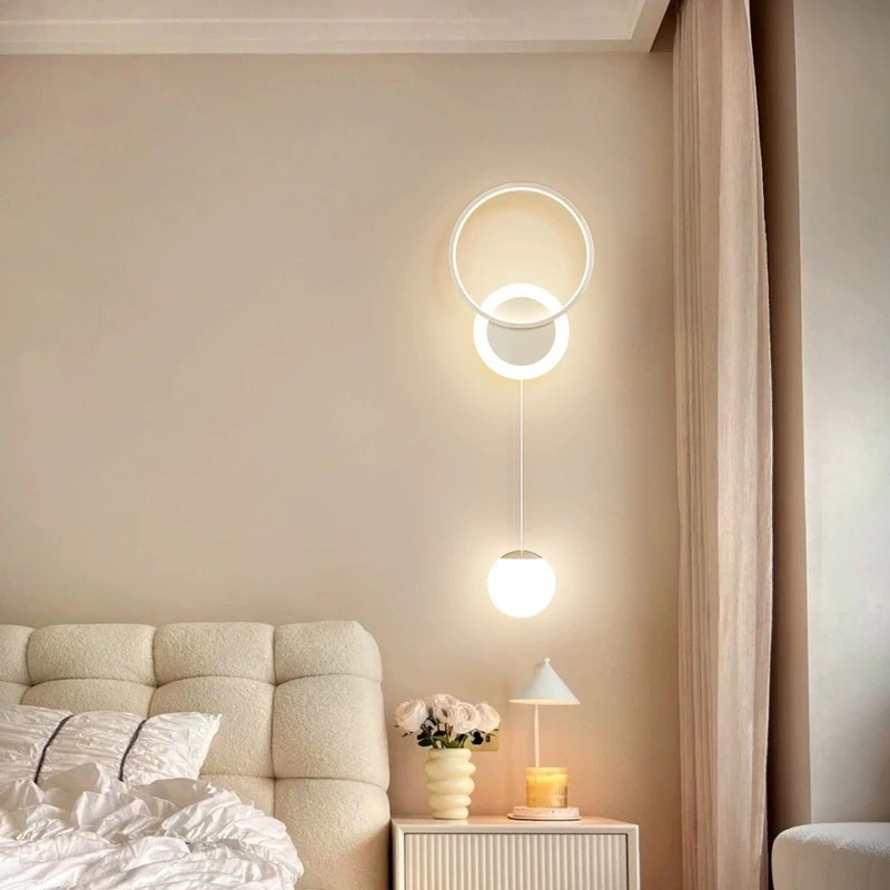 奶油风床头壁灯卧室2024年新款现代简约设计师北欧背景墙壁吊线灯