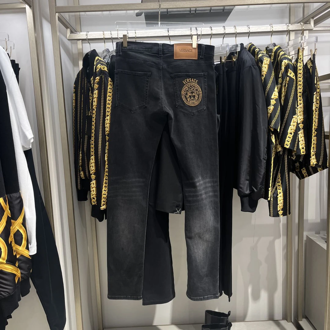 全新未使用 VERSACE/范思哲 男士牛仔裤