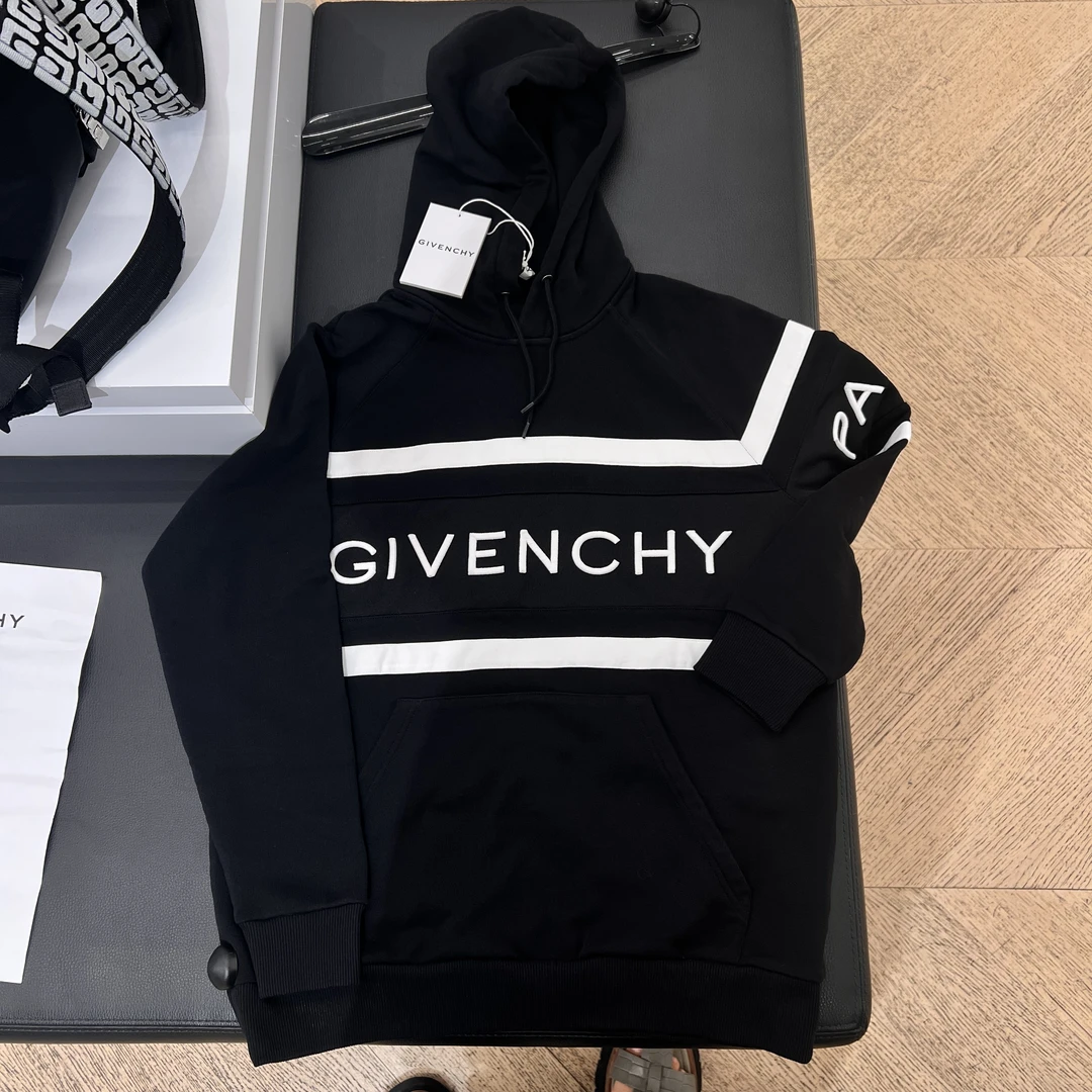 全新未使用 Givenchy/纪梵希 男士连帽卫衣