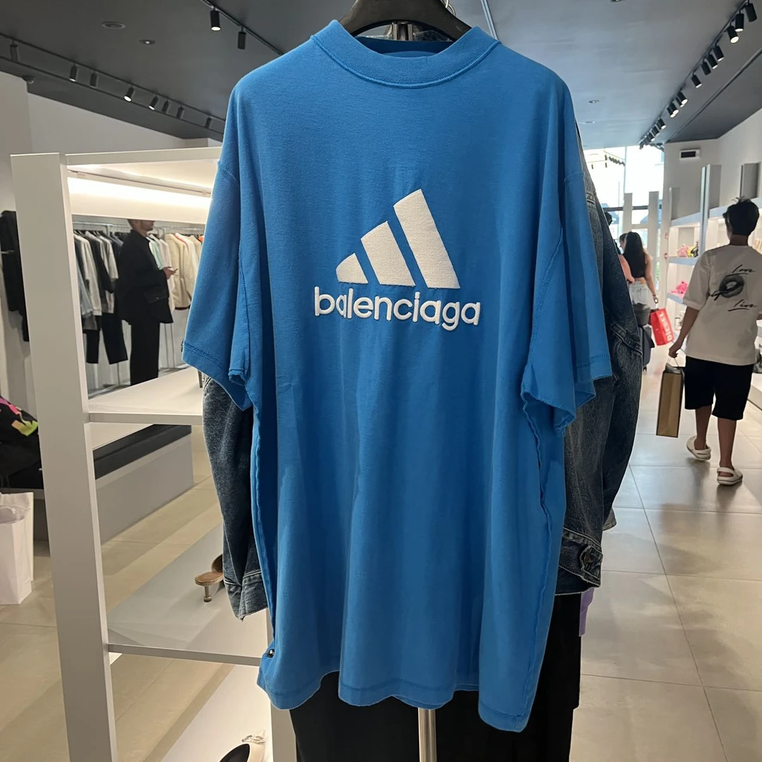 全新未使用 Balenciaga/巴黎世家 男士圆领短袖T恤