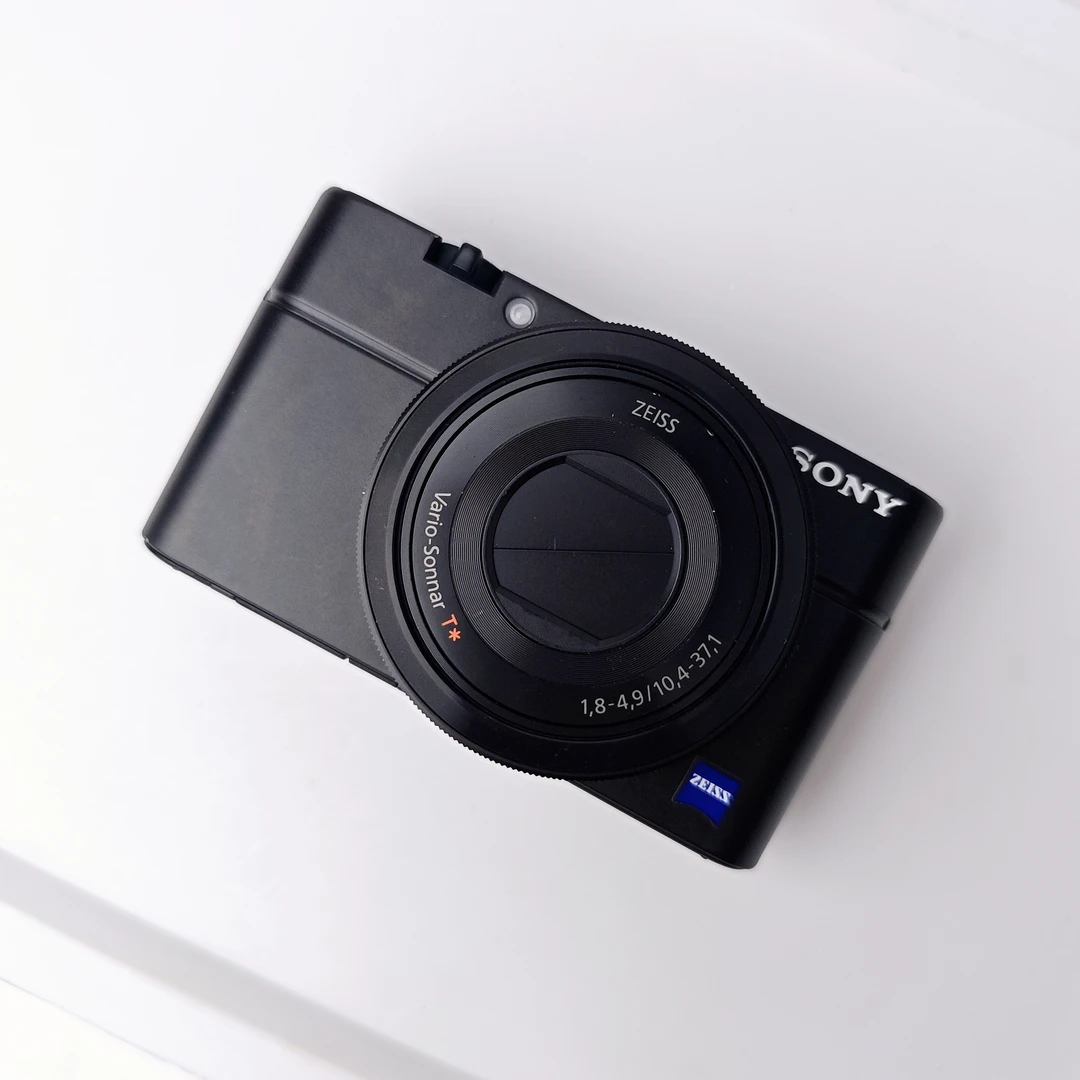 9新 Sony/索尼 rx100 黑卡 日文界面 屏幕贴膜 高端 配件齐全
