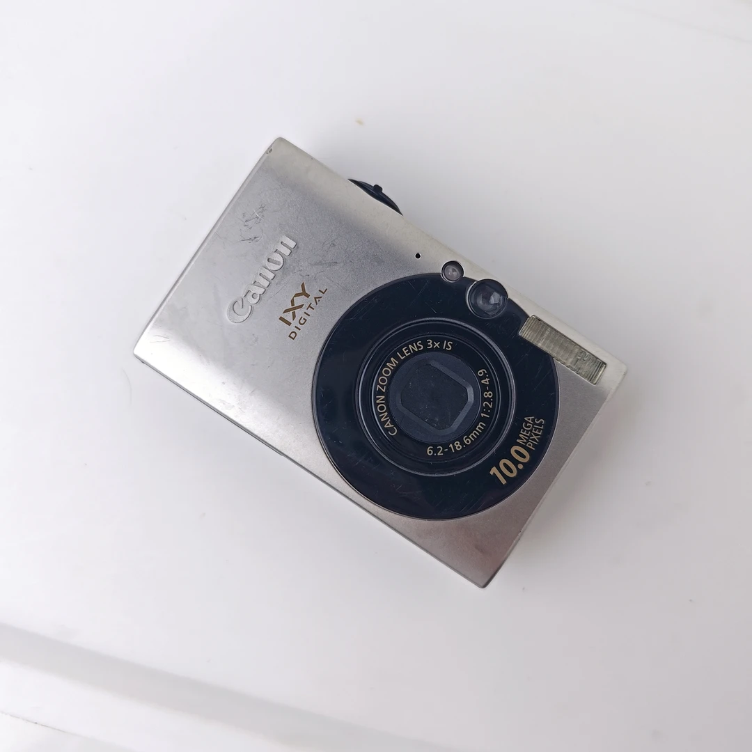 9新 Canon/佳能 ixus85/ixy25 屏幕贴膜 1000万像素 配件齐全
