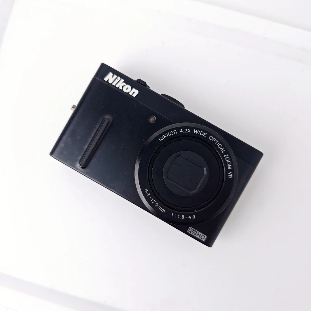9新 Nikon/尼康 p300 高端卡片机coms传感器1200万像素