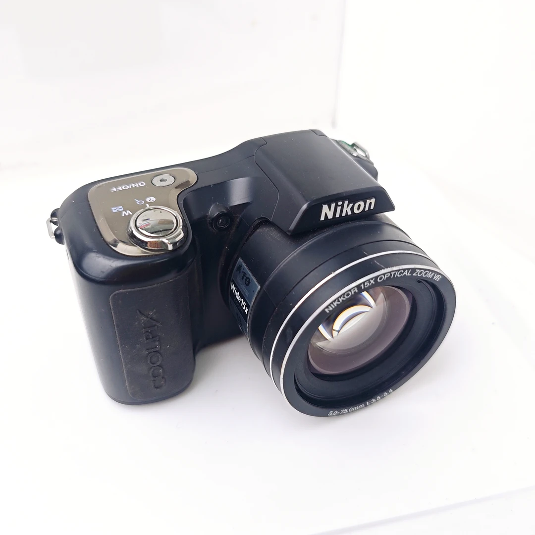 9新 Nikon/尼康 L100 1000万像素15倍变焦 ccd数码相机