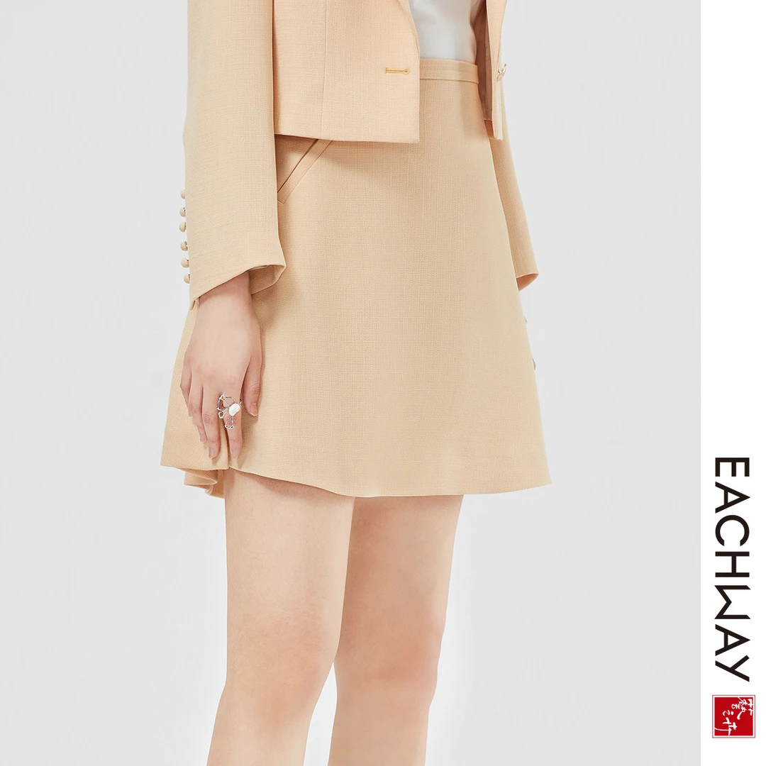 Eachway/艺之卉春季时尚减龄高腰显瘦短款透气A字半裙WPS3A00494