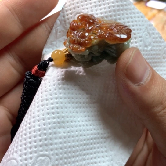 翡翠颈饰未镶嵌天然翡翠