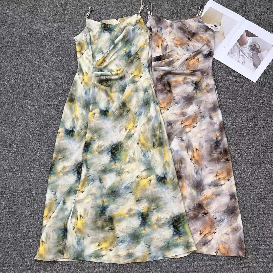 【周周家】Q1195濮院春季桑蚕丝吊带裙碎花休闲时尚显瘦女士