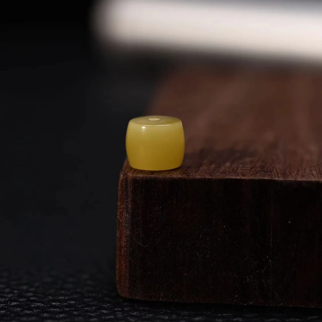 天然原矿蜜蜡蜜蜡直切单珠，多样性发货，发其一