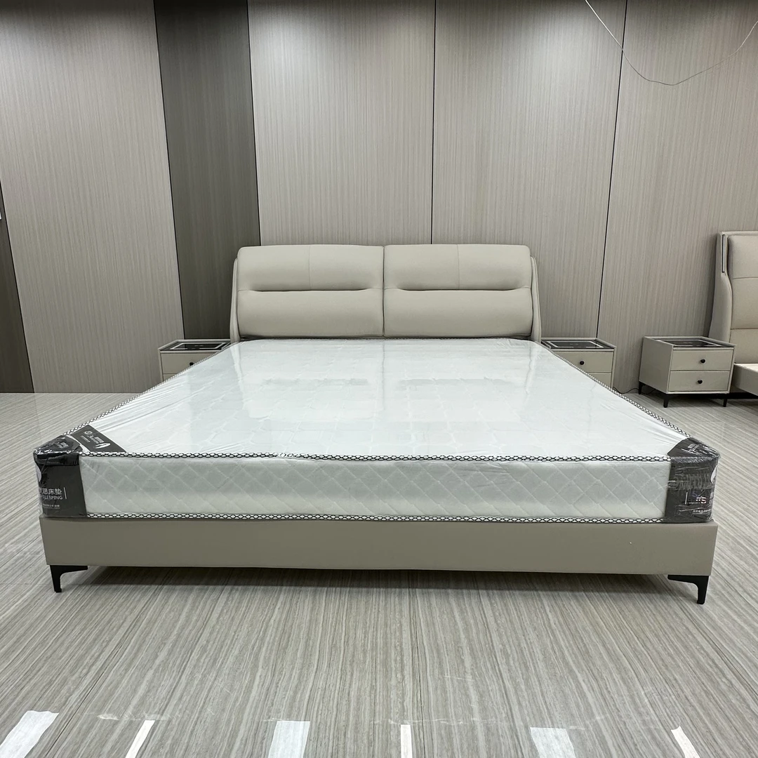 728#极简大床家用双人软体床简约大气皮床斜靠1.8M新家入住主卧床