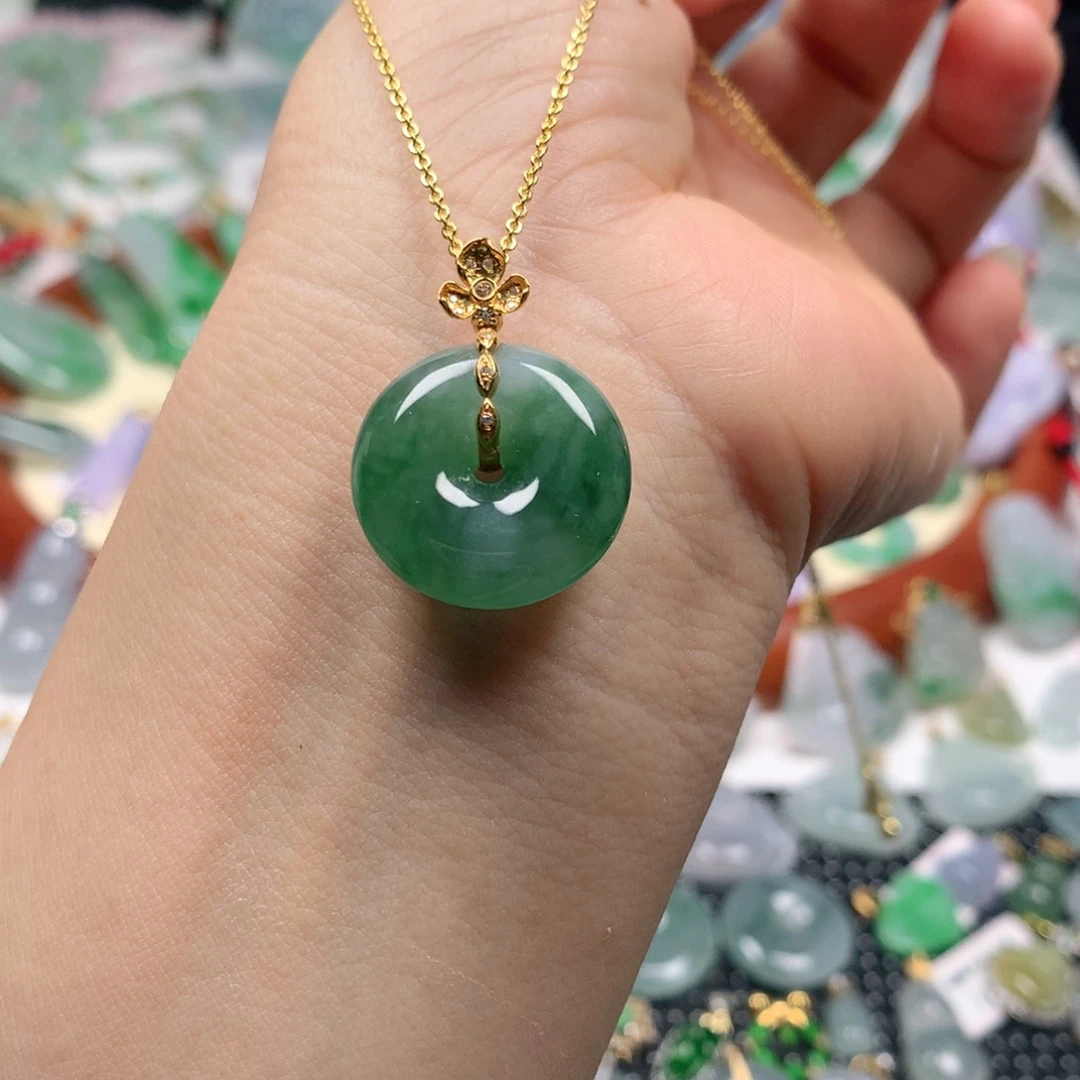 【闪购商品】翡翠吊坠(不含链)18K金镶嵌