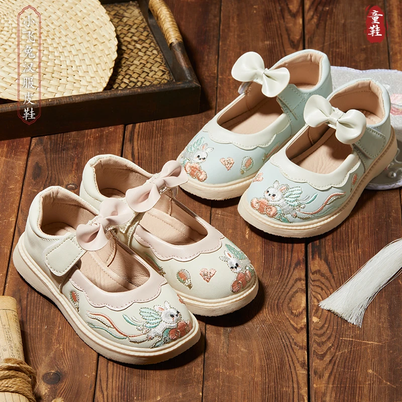 布艺班【梦天兔】春秋女童洛丽塔风软底小皮鞋国风汉服绣花鞋英伦风