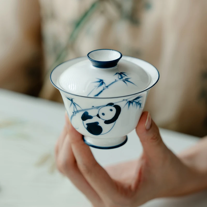 德白二才盖碗茶杯单个中式家用功夫茶具陶瓷手绘熊猫戏竹茶碗女士